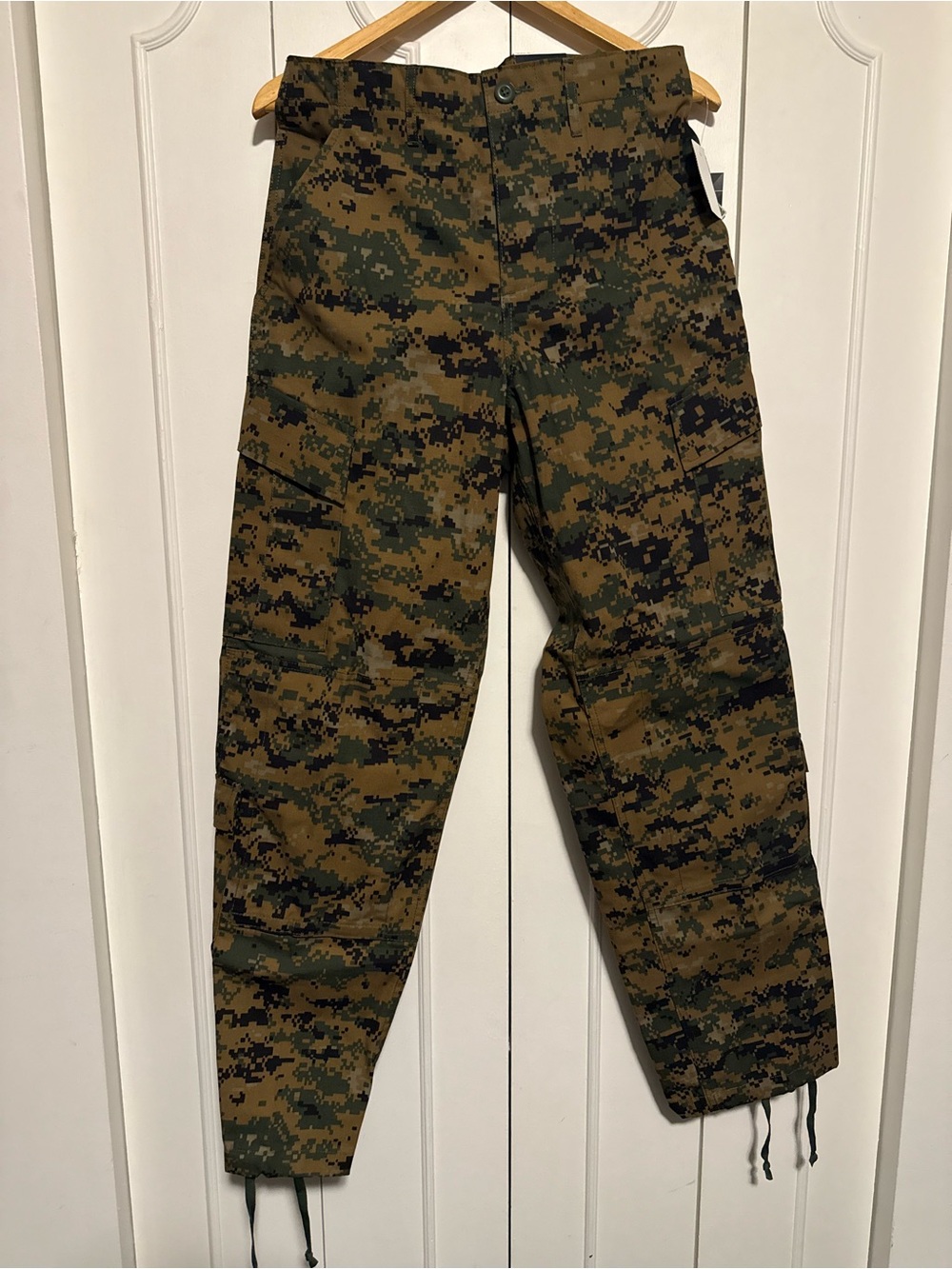 Propper Men’s Cargo Pants in Woodland Digital Camo